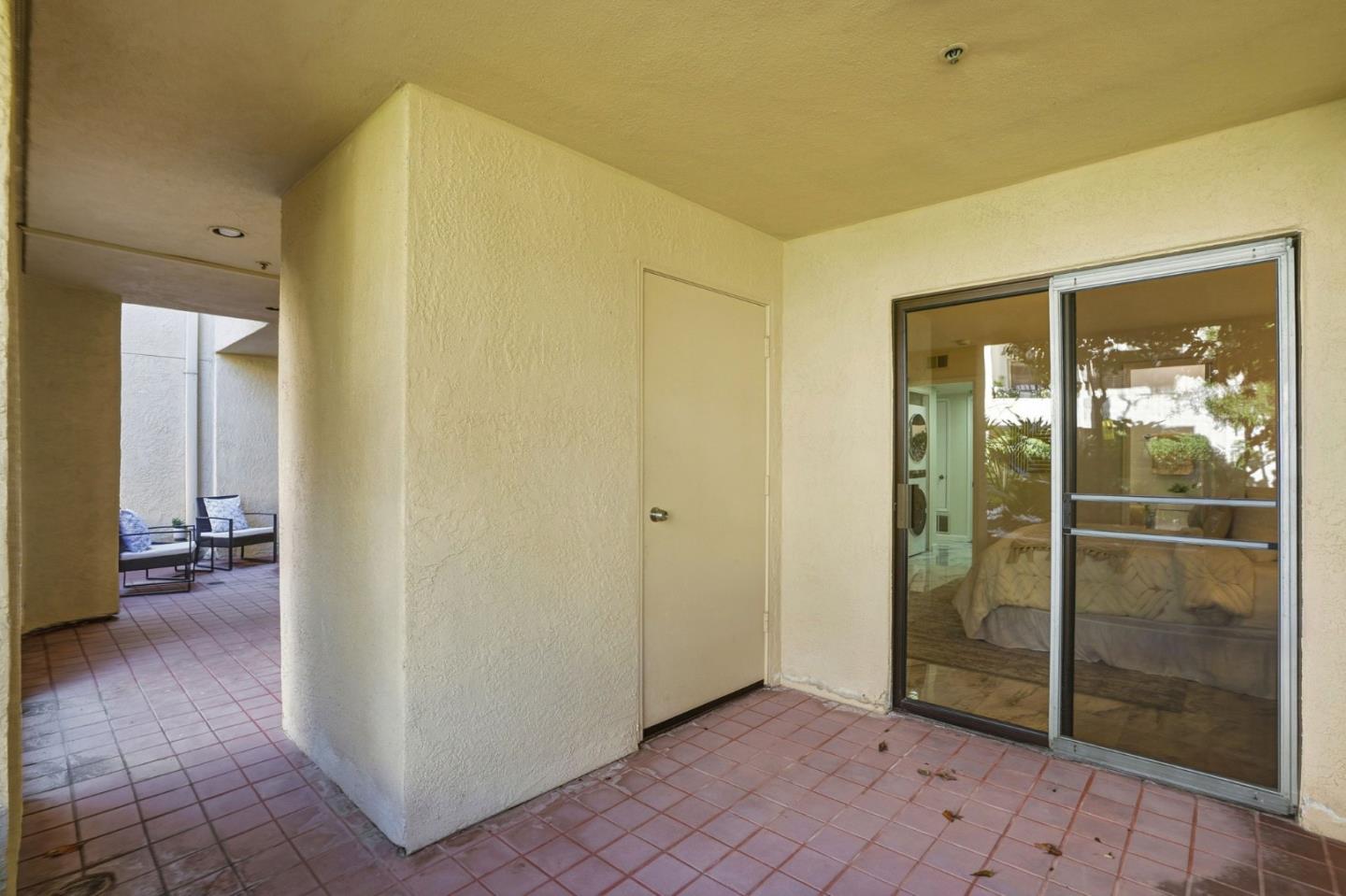 153 California Ave #F107 PALO ALTO, CA 94306