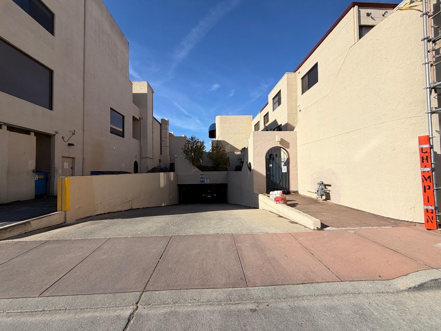 153 California Ave #F107 PALO ALTO, CA 94306