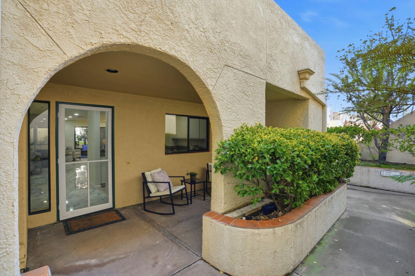 153 California Ave #F107 PALO ALTO, CA 94306