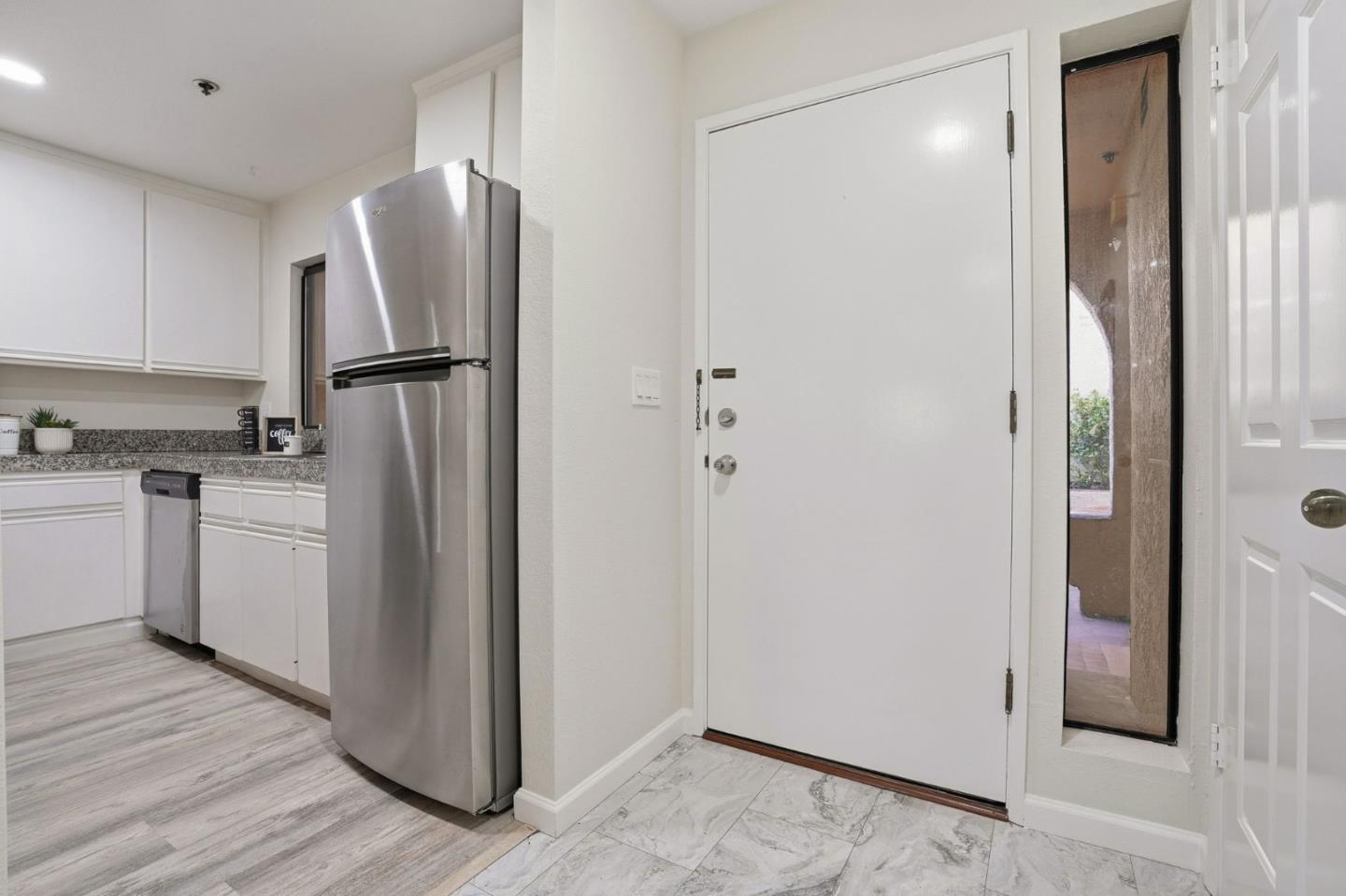 153 California Ave #F107 PALO ALTO, CA 94306