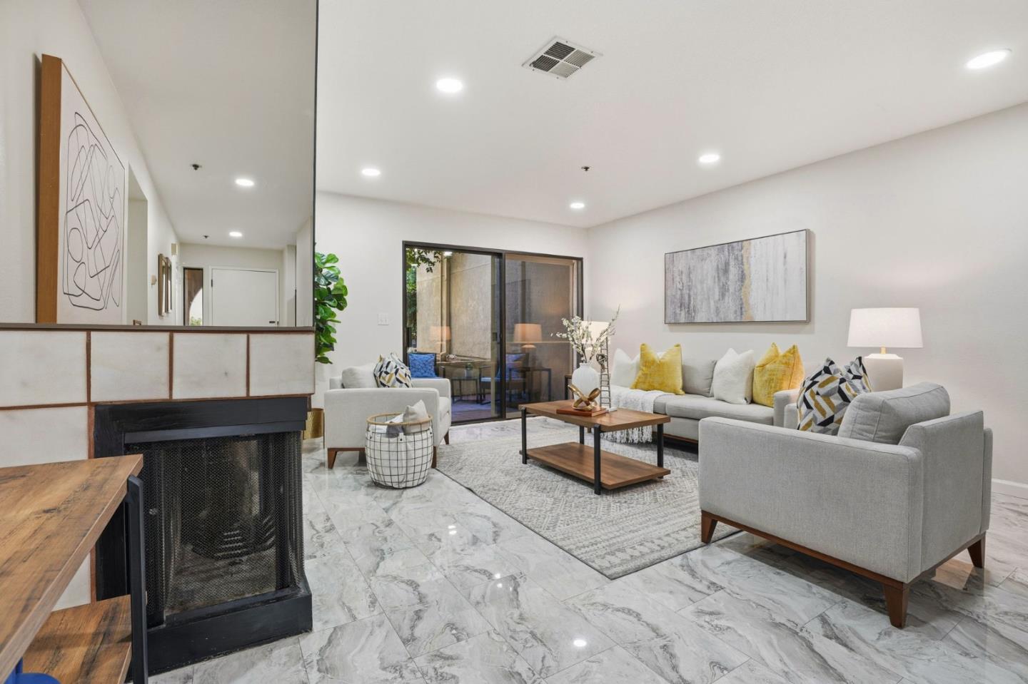 153 California Ave #F107 PALO ALTO, CA 94306