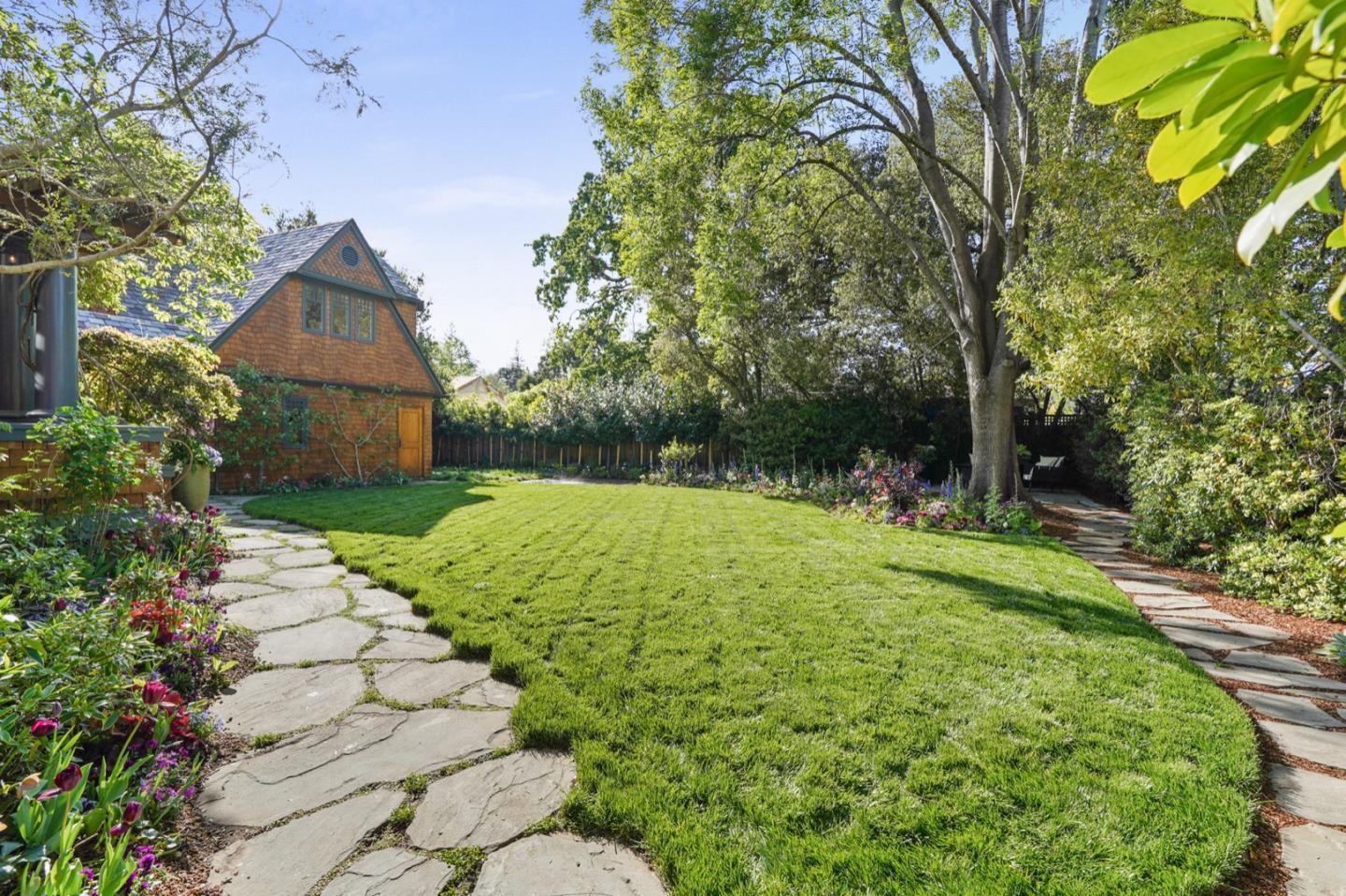 535 Kingsley Ave PALO ALTO, CA 94301