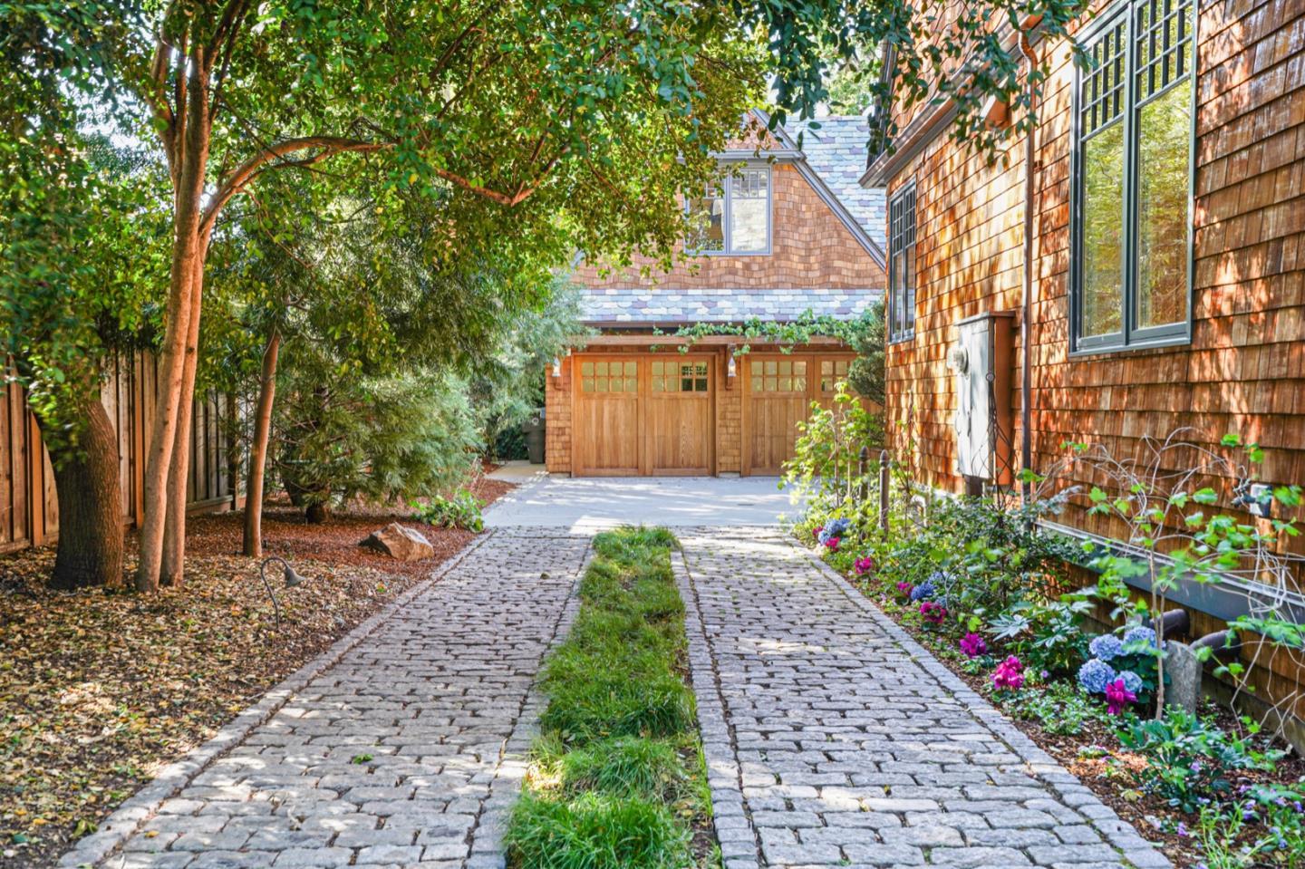 535 Kingsley Ave PALO ALTO, CA 94301