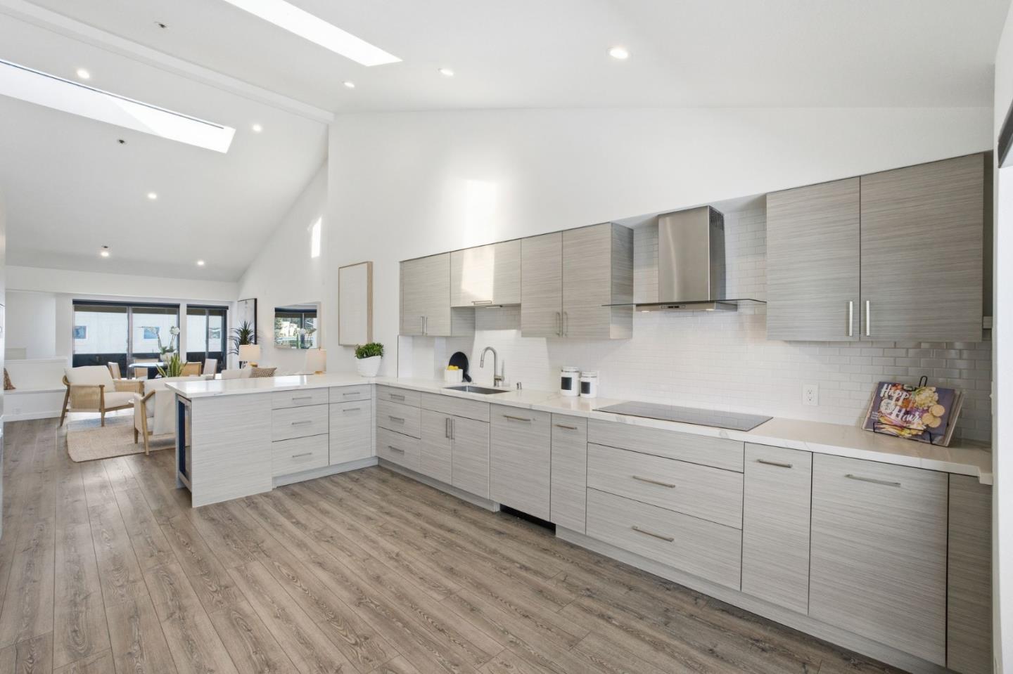 685 High St #5A PALO ALTO, CA 94301