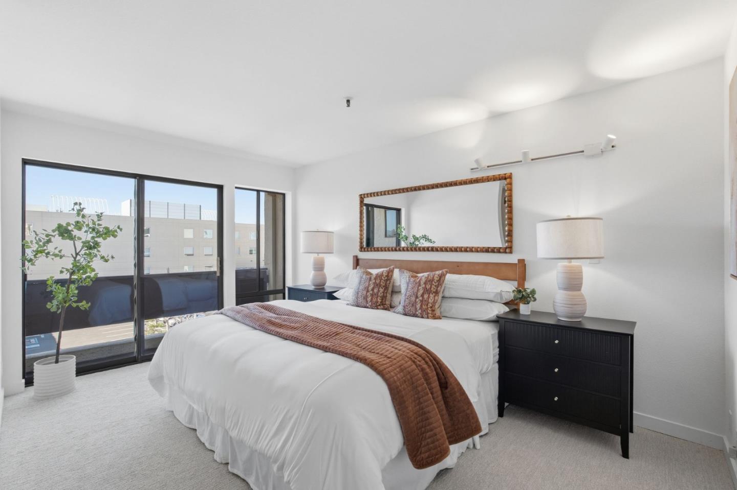 685 High St #5A PALO ALTO, CA 94301