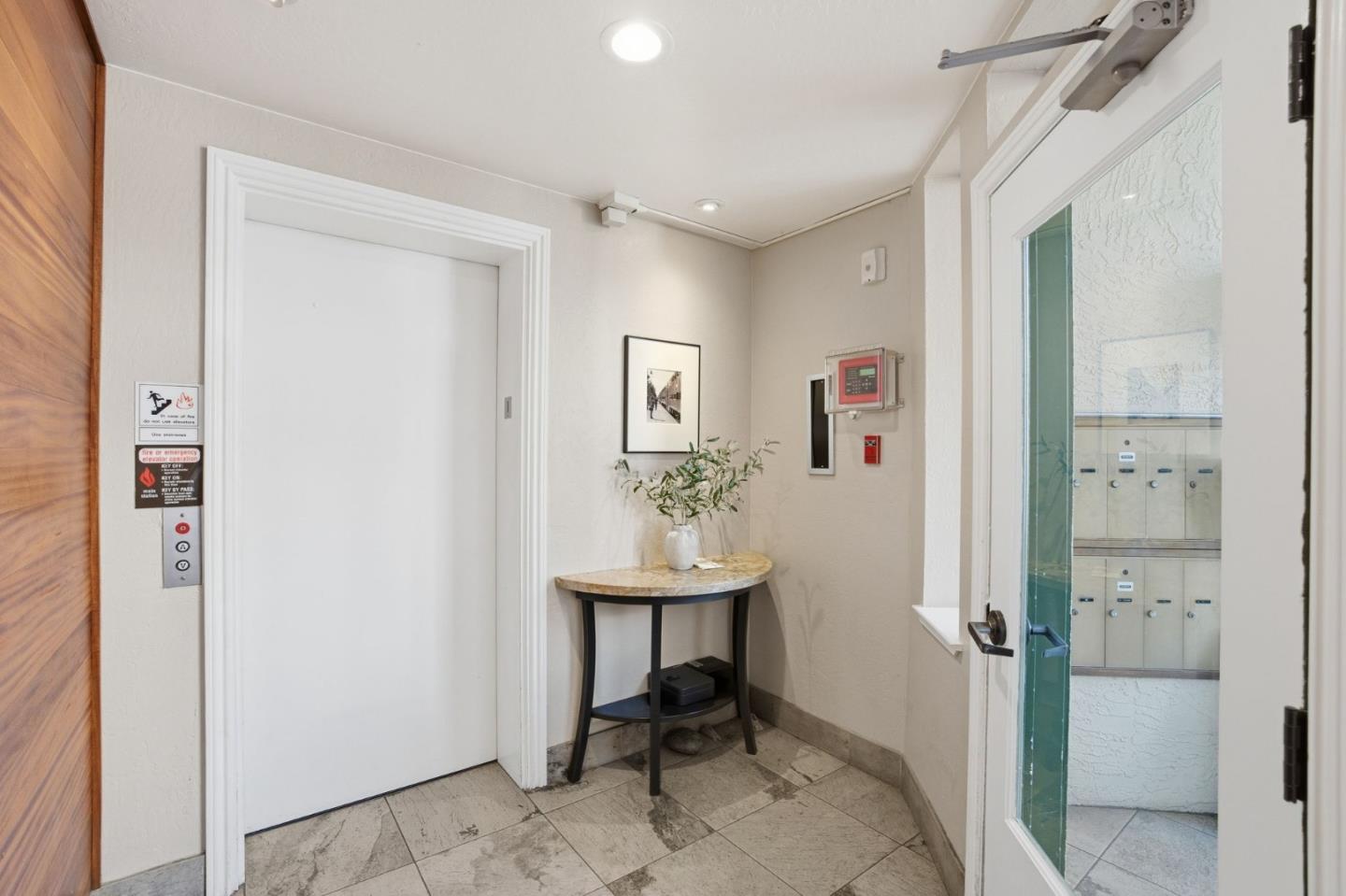 685 High St #5A PALO ALTO, CA 94301