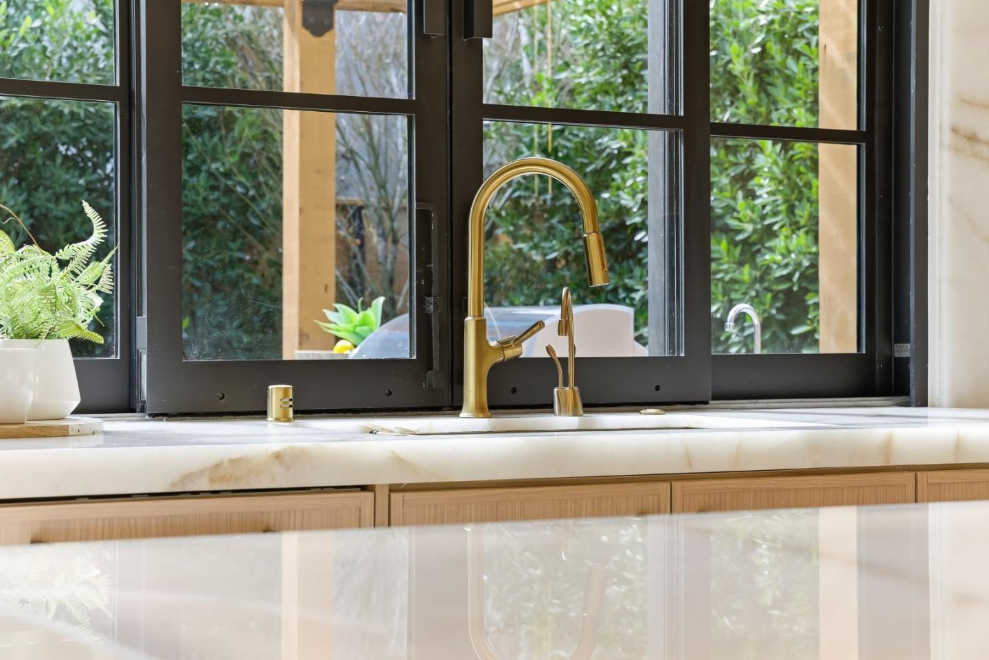 265 Coleridge Ave Palo Alto, CA 94301