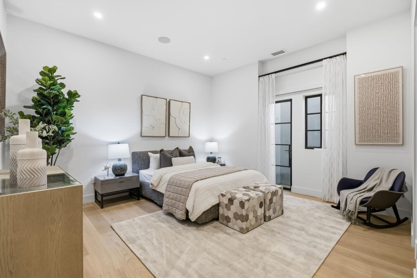 265 Coleridge Ave Palo Alto, CA 94301