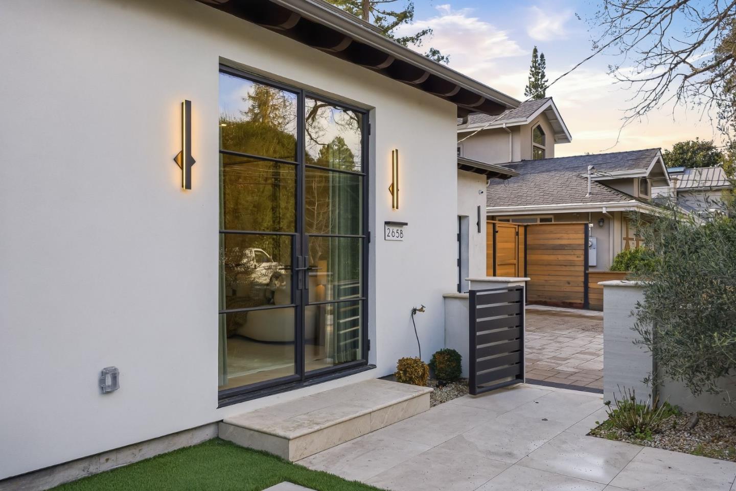 265 Coleridge Ave Palo Alto, CA 94301