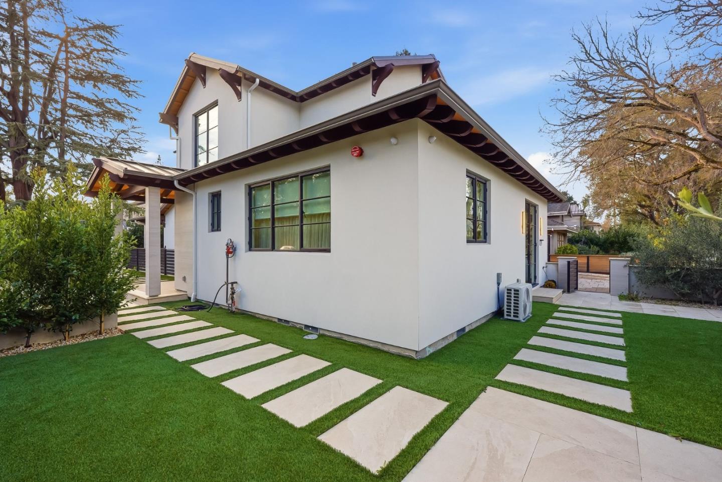 265 Coleridge Ave Palo Alto, CA 94301