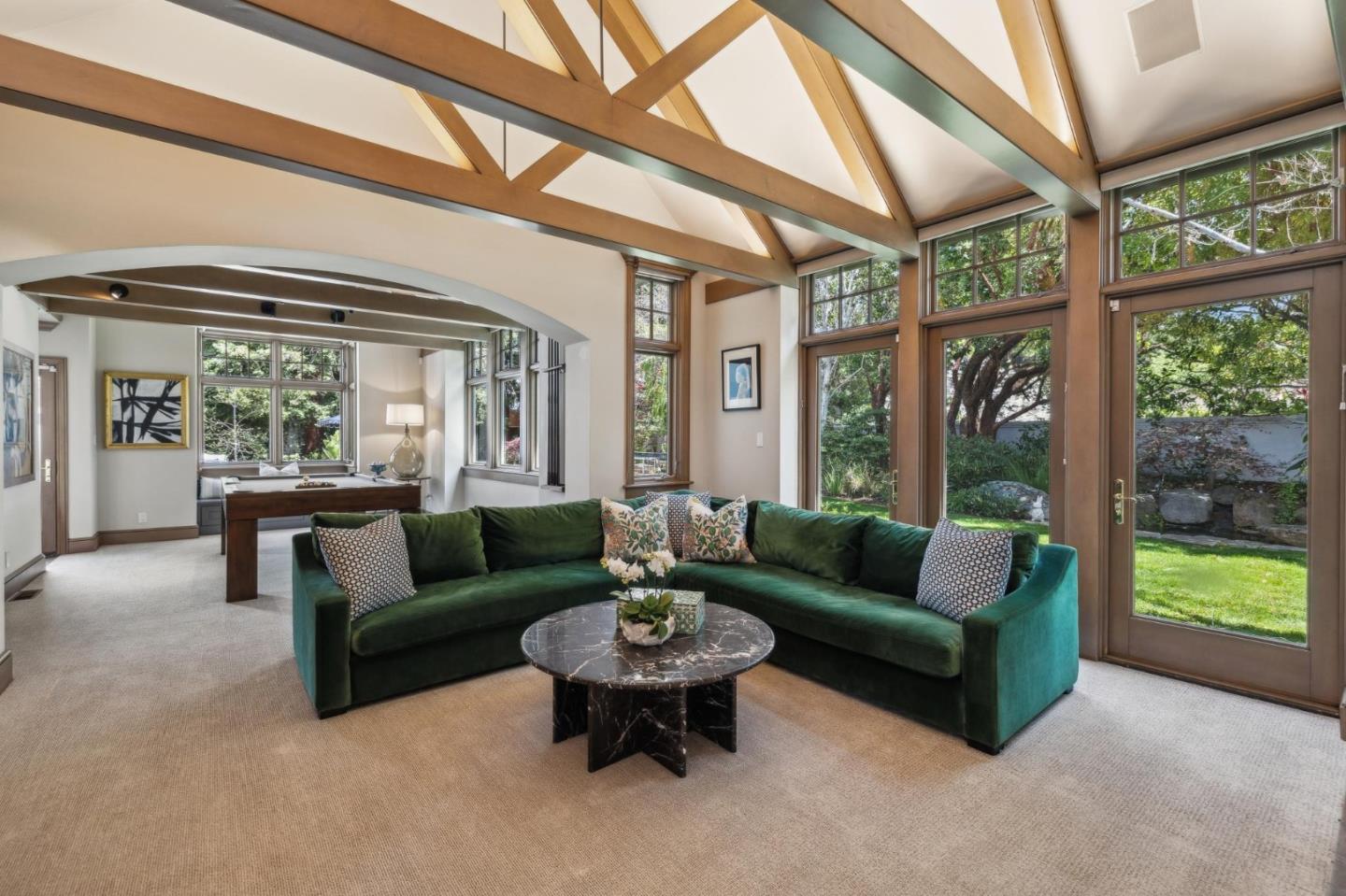 1585 Edgewood Dr PALO ALTO, CA 94303