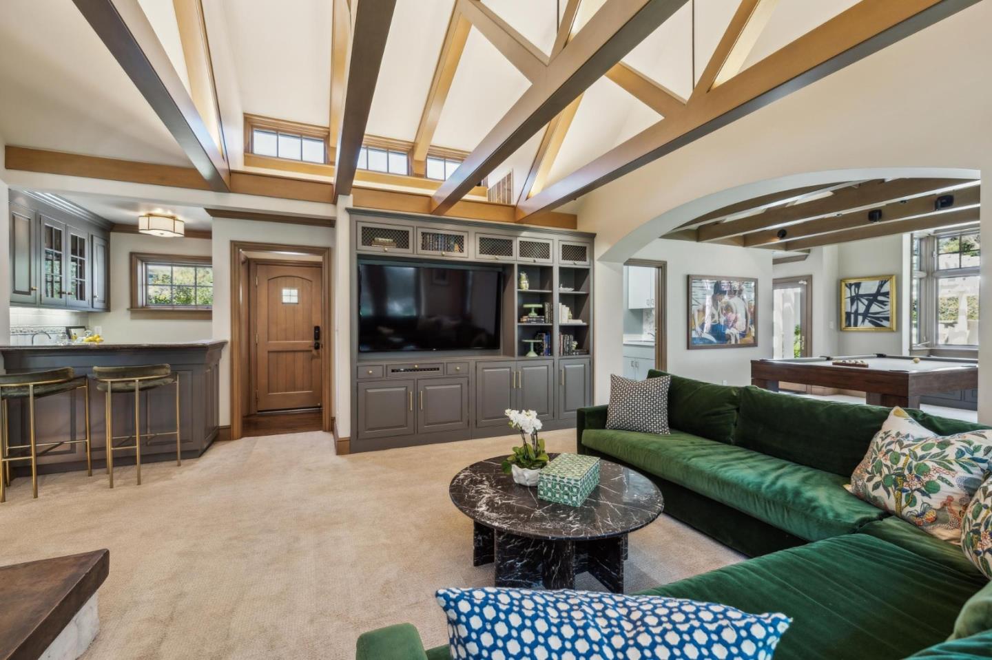 1585 Edgewood Dr PALO ALTO, CA 94303