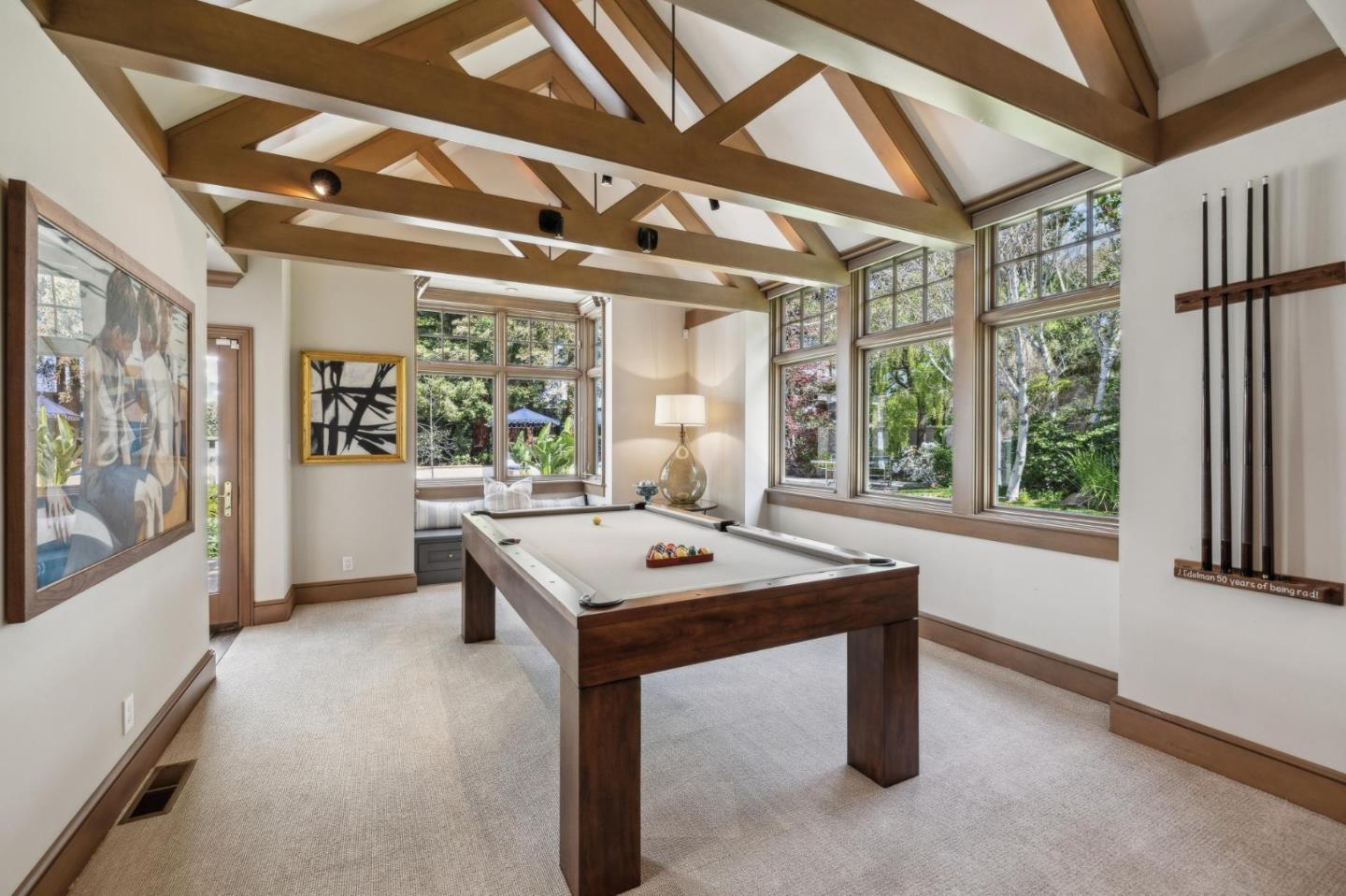 1585 Edgewood Dr PALO ALTO, CA 94303