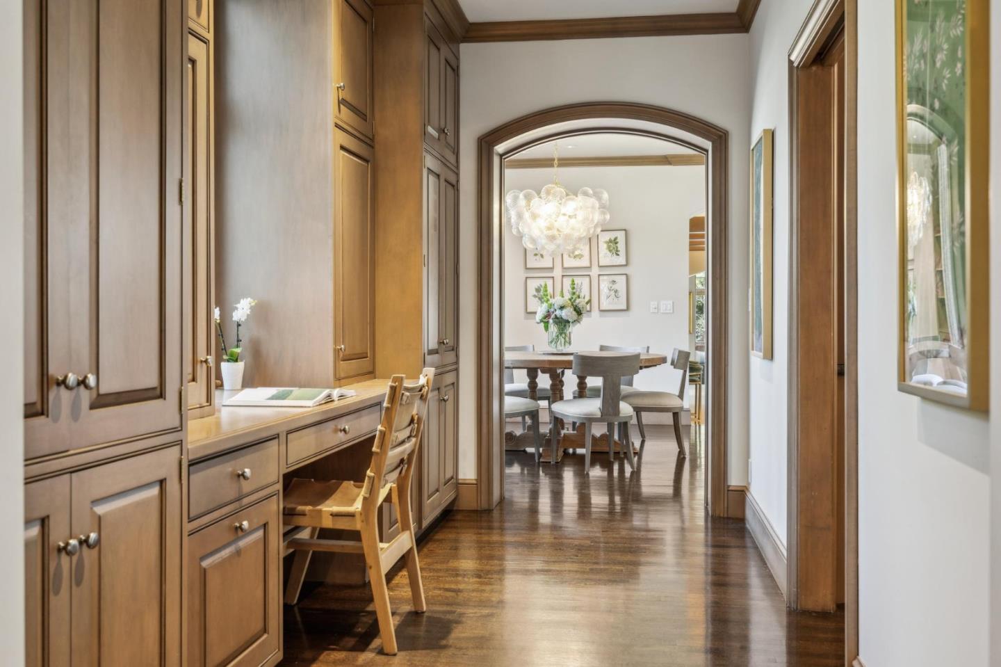 1585 Edgewood Dr PALO ALTO, CA 94303