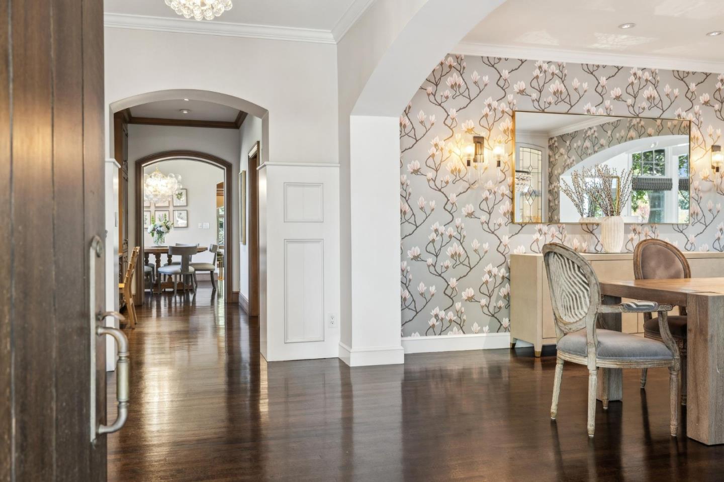 1585 Edgewood Dr PALO ALTO, CA 94303