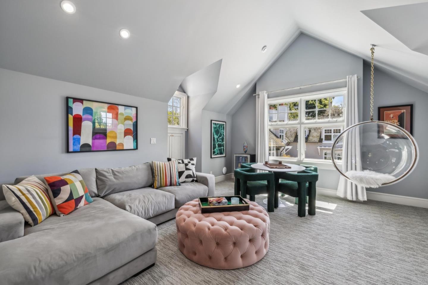 1585 Edgewood Dr PALO ALTO, CA 94303