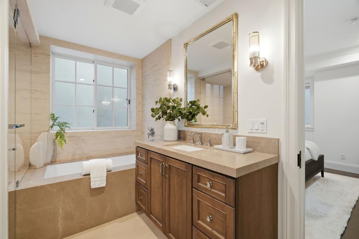 1501 Bryant St Palo Alto, CA 94301