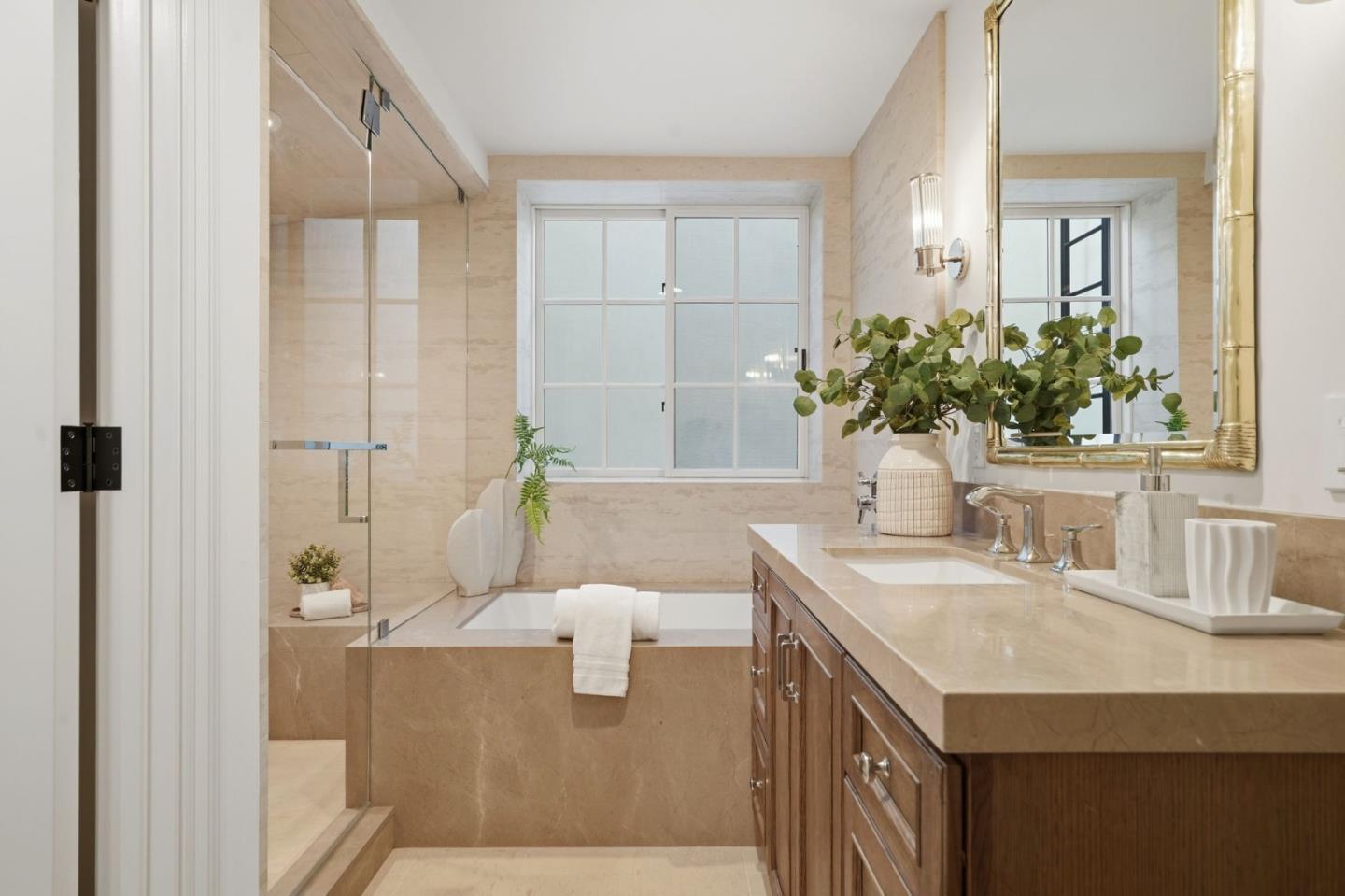 1501 Bryant St Palo Alto, CA 94301