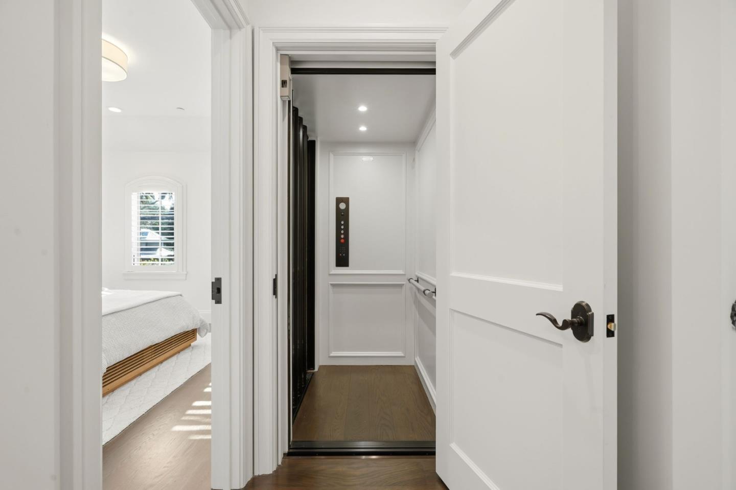 1501 Bryant St Palo Alto, CA 94301