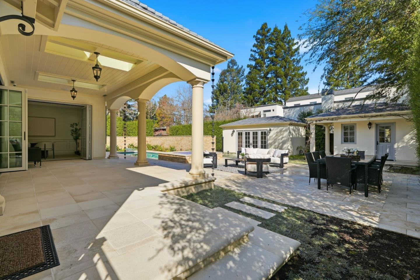 1501 Bryant St Palo Alto, CA 94301