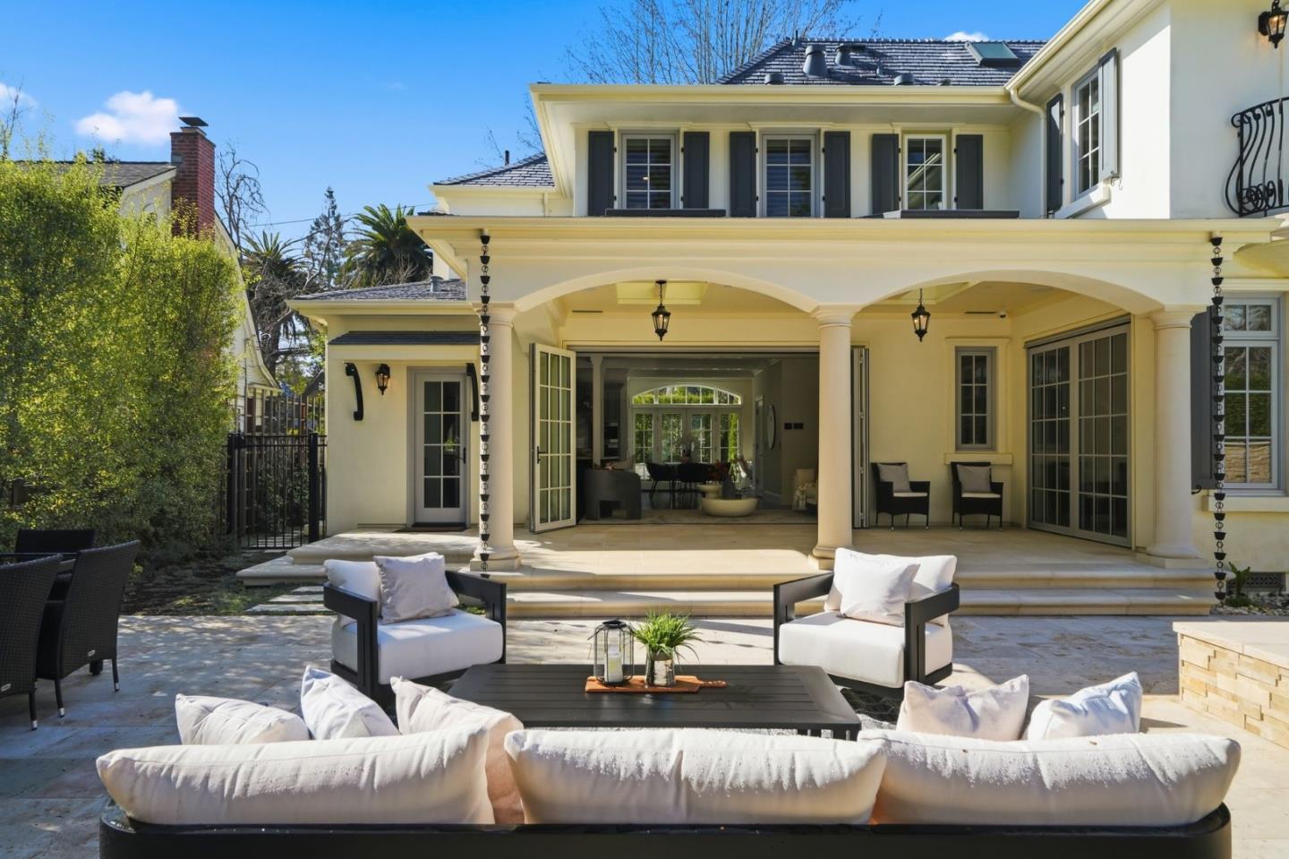 1501 Bryant St Palo Alto, CA 94301