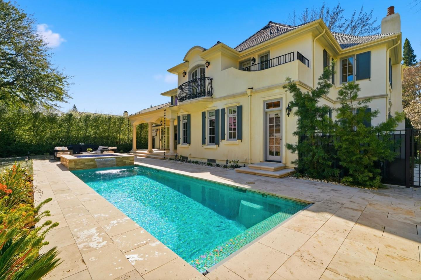 1501 Bryant St Palo Alto, CA 94301