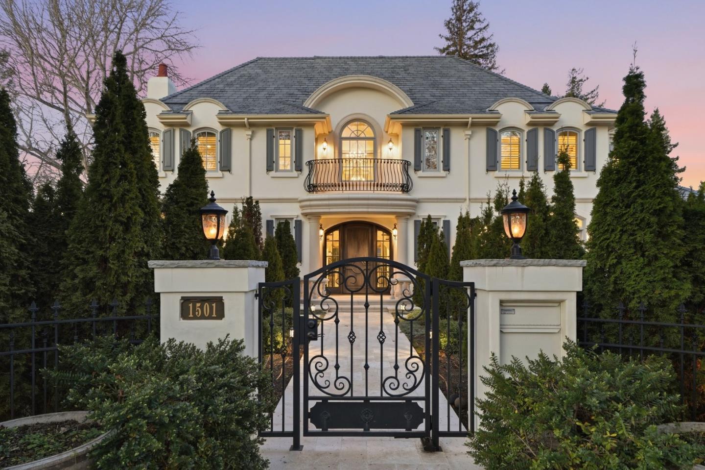 1501 Bryant St Palo Alto, CA 94301