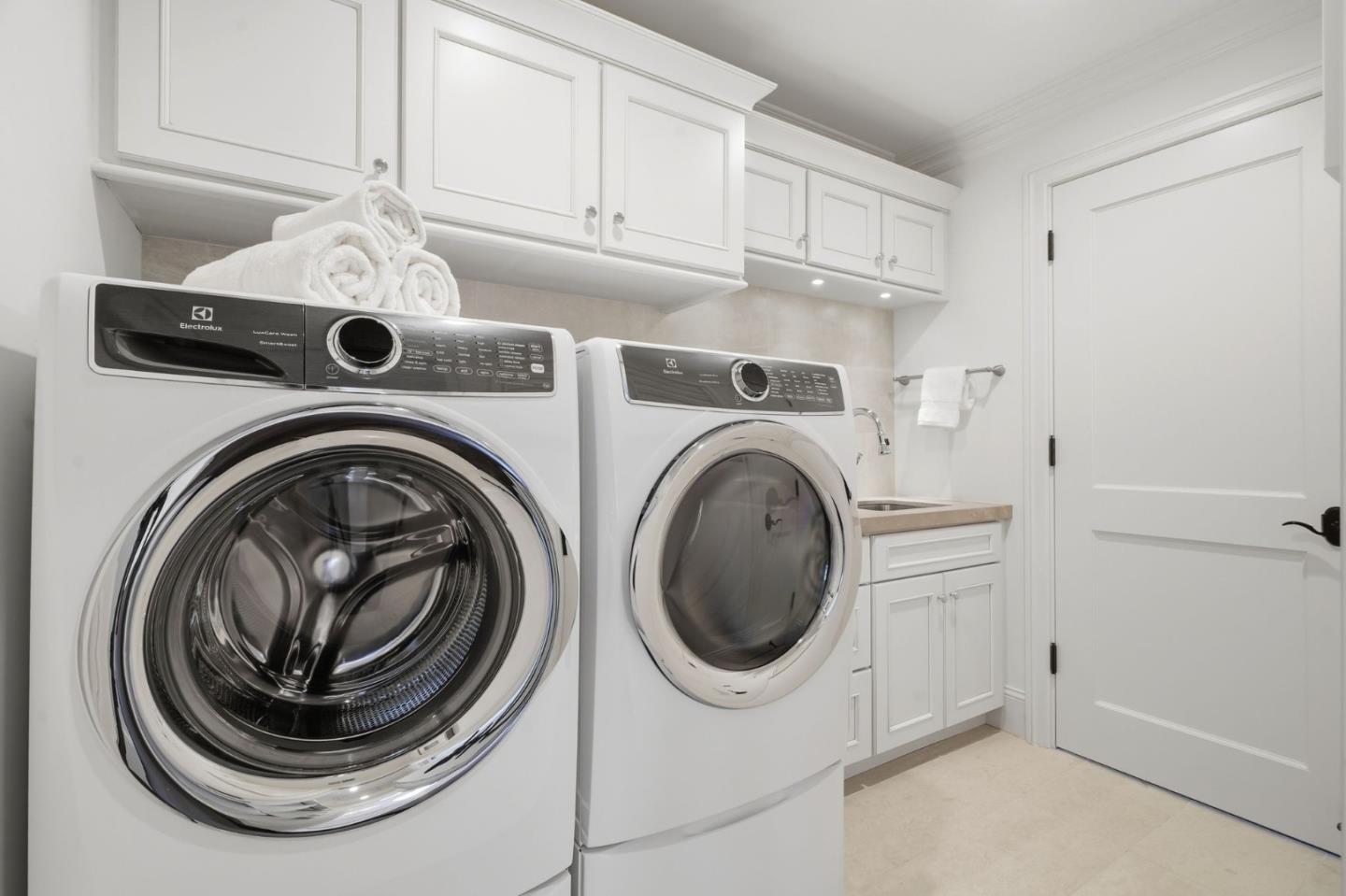 1501 Bryant St Palo Alto, CA 94301