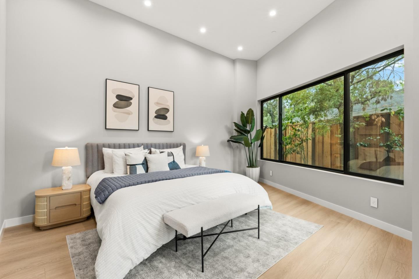 90 Cres Dr PALO ALTO, CA 94301