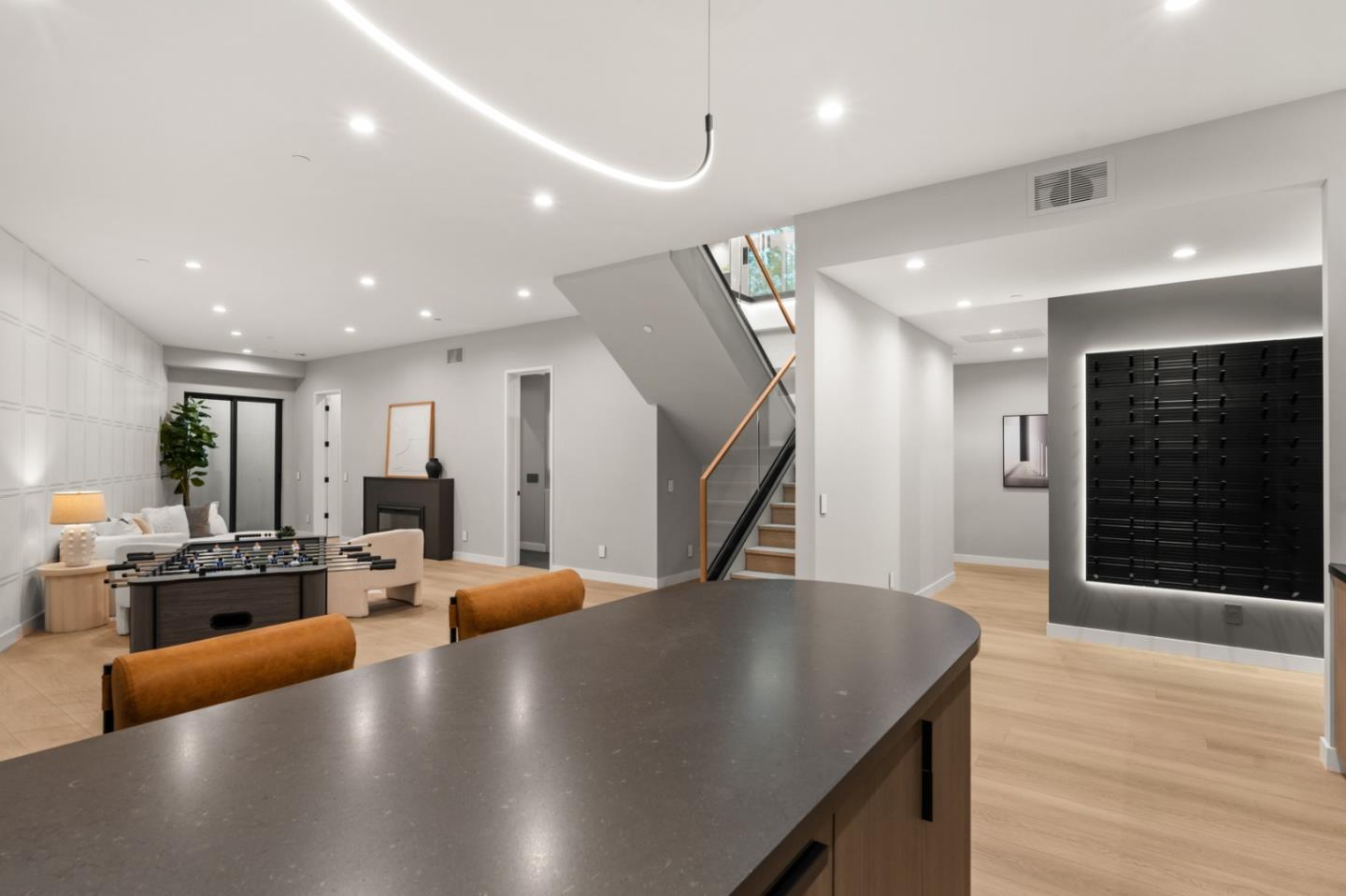 90 Cres Dr PALO ALTO, CA 94301