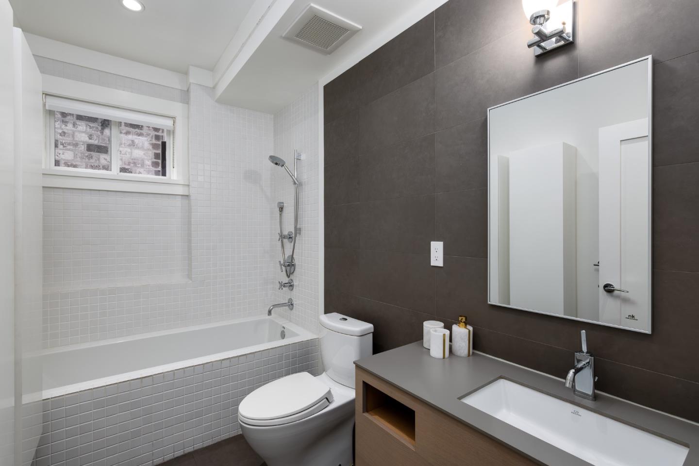 1119 Hopkins Ave PALO ALTO, CA 94301