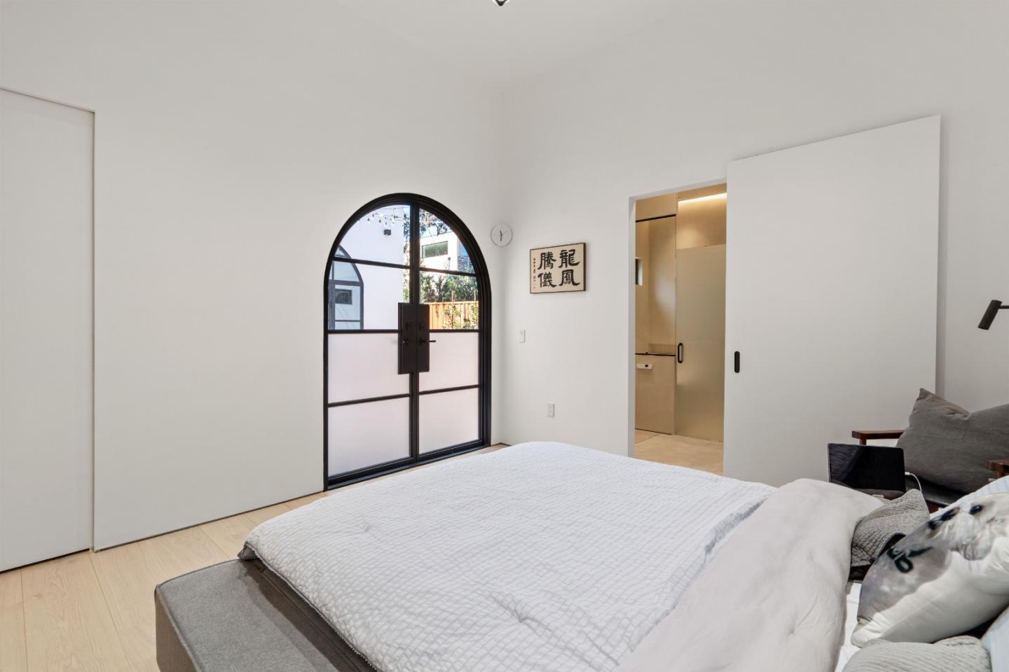 947 Colonial Ln PALO ALTO, CA 94303