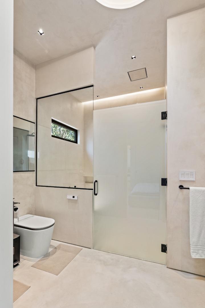 947 Colonial Ln PALO ALTO, CA 94303