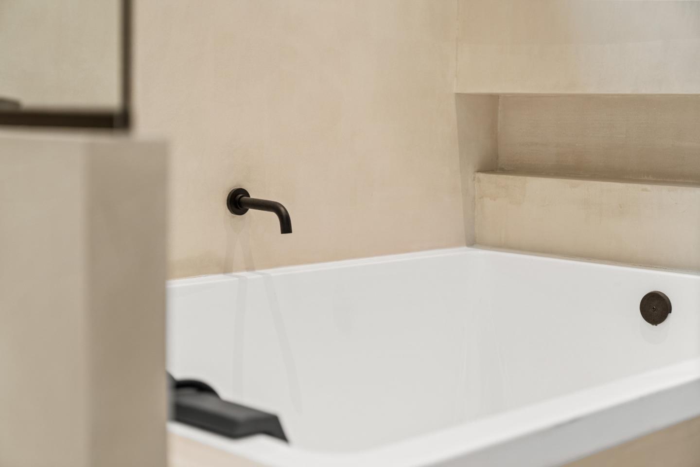 947 Colonial Ln PALO ALTO, CA 94303