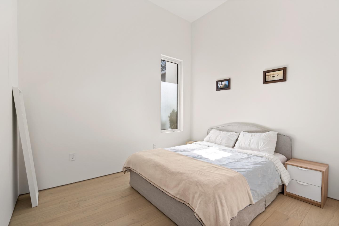 947 Colonial Ln PALO ALTO, CA 94303