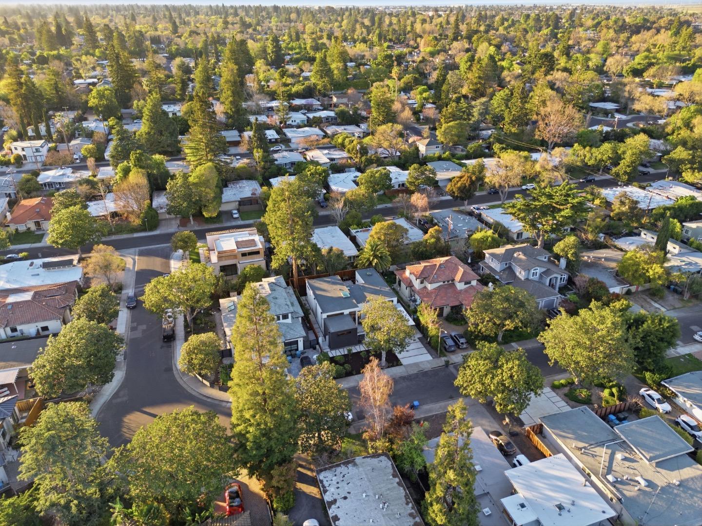 947 Colonial Ln PALO ALTO, CA 94303