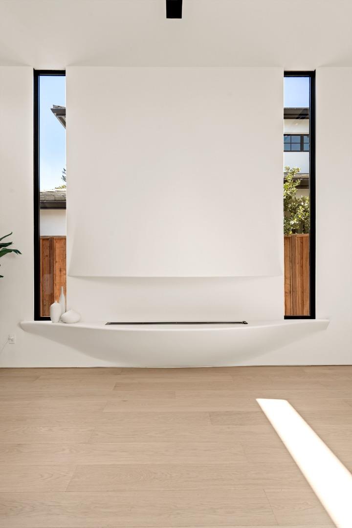 947 Colonial Ln PALO ALTO, CA 94303