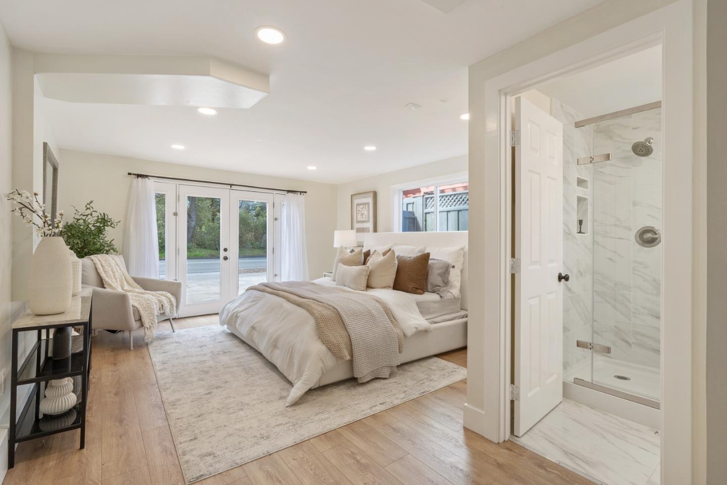 1555 Alma St Palo Alto, CA 94301