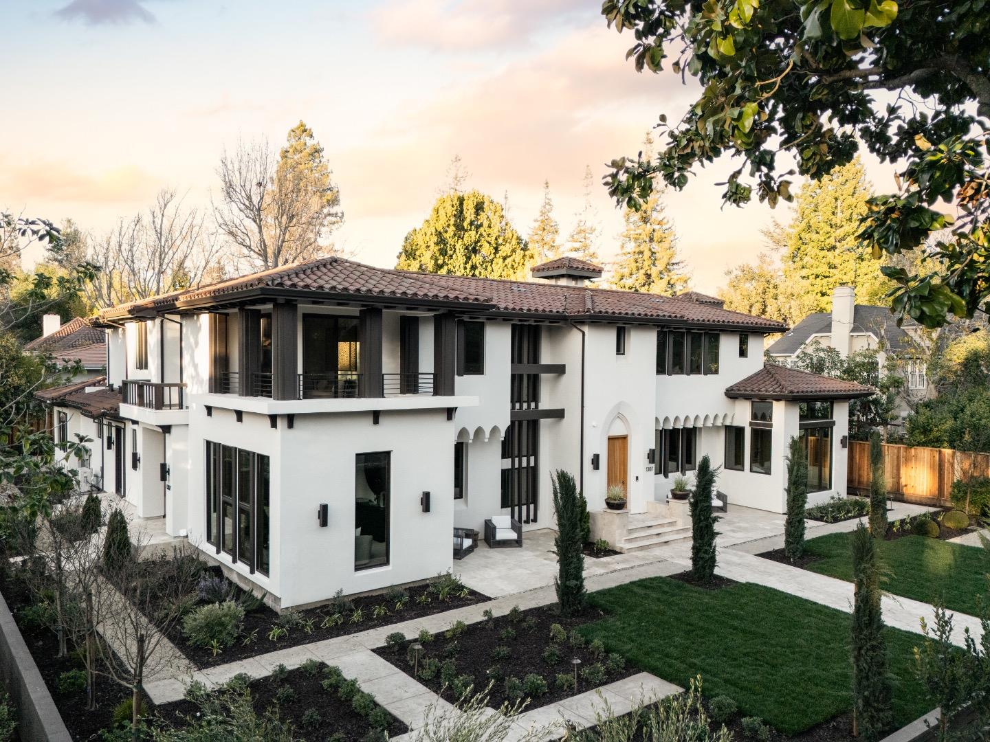 1307 University Ave PALO ALTO, CA 94301