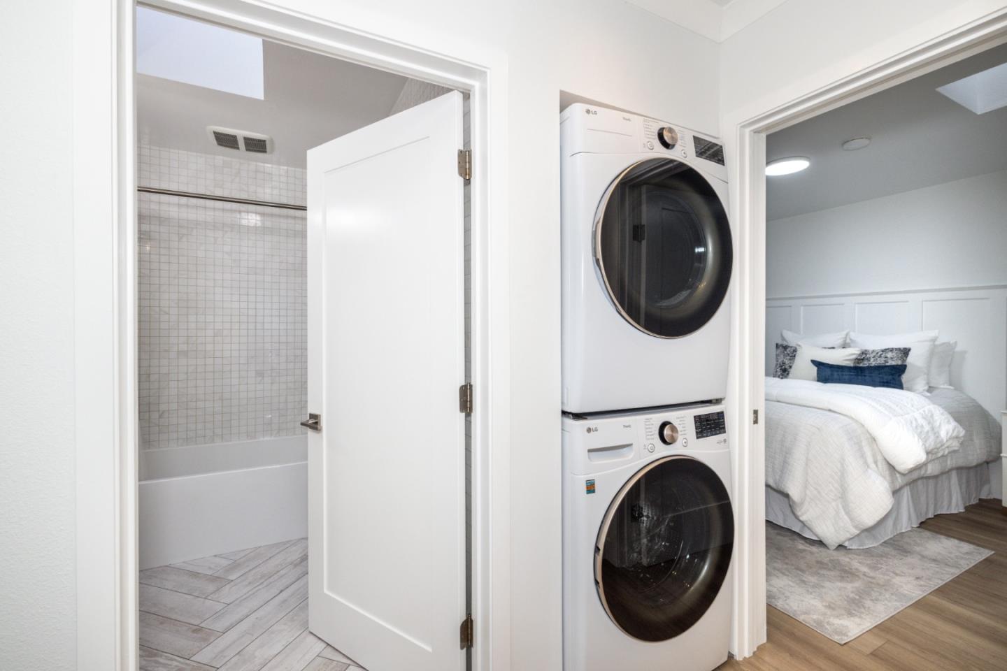 1111 Alma St Palo Alto, CA 94301