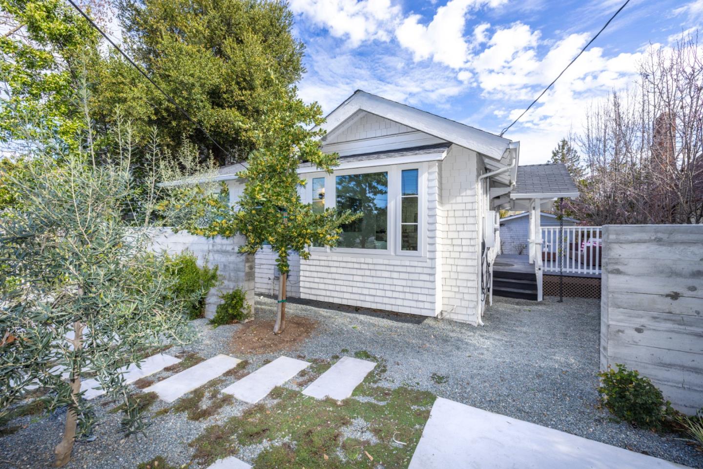 1111 Alma St Palo Alto, CA 94301