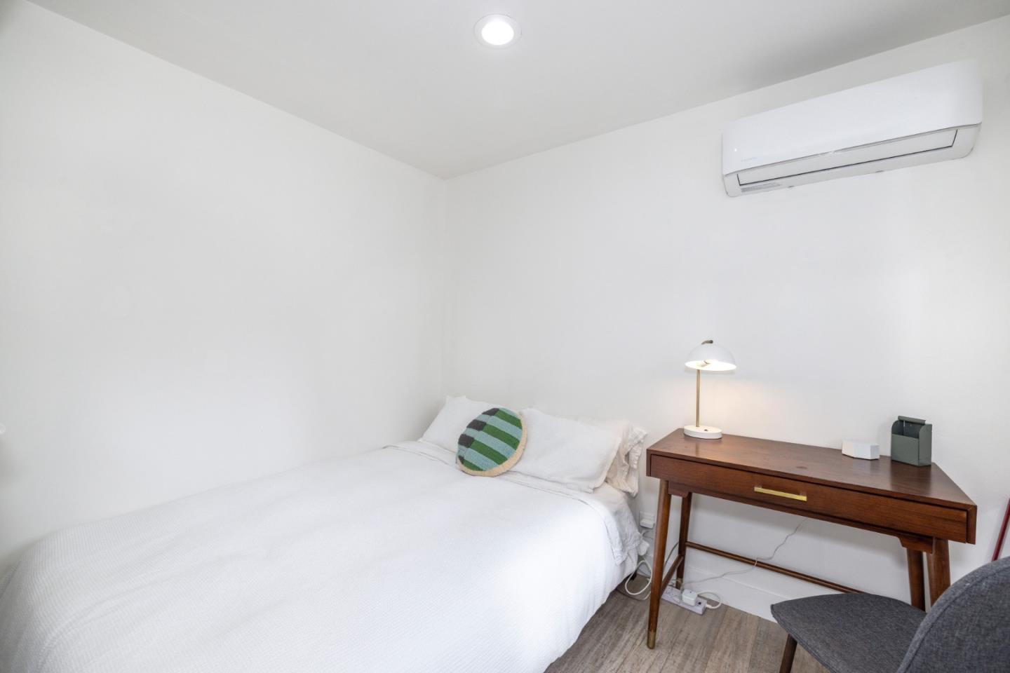 1111 Alma St Palo Alto, CA 94301