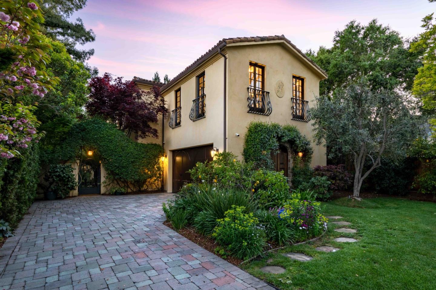 1932 Emerson St PALO ALTO, CA 94301