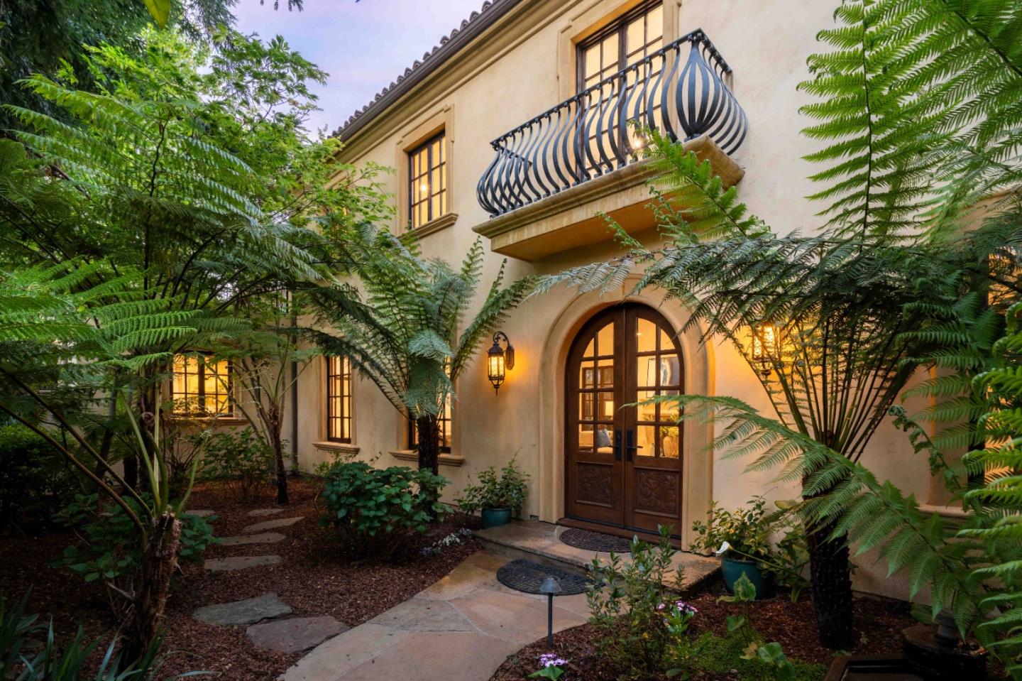 1932 Emerson St PALO ALTO, CA 94301