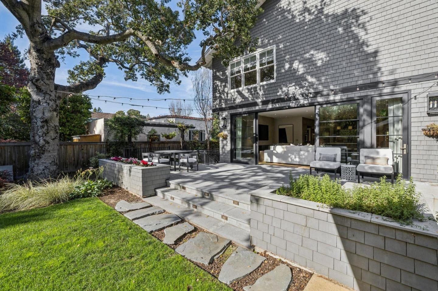 1042 Cowper St Palo Alto, CA 94301