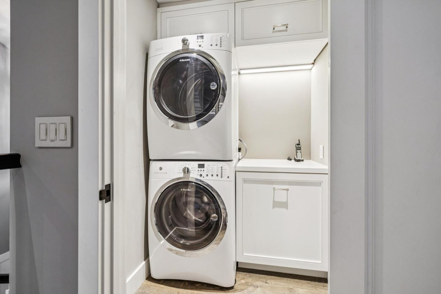 1042 Cowper St Palo Alto, CA 94301