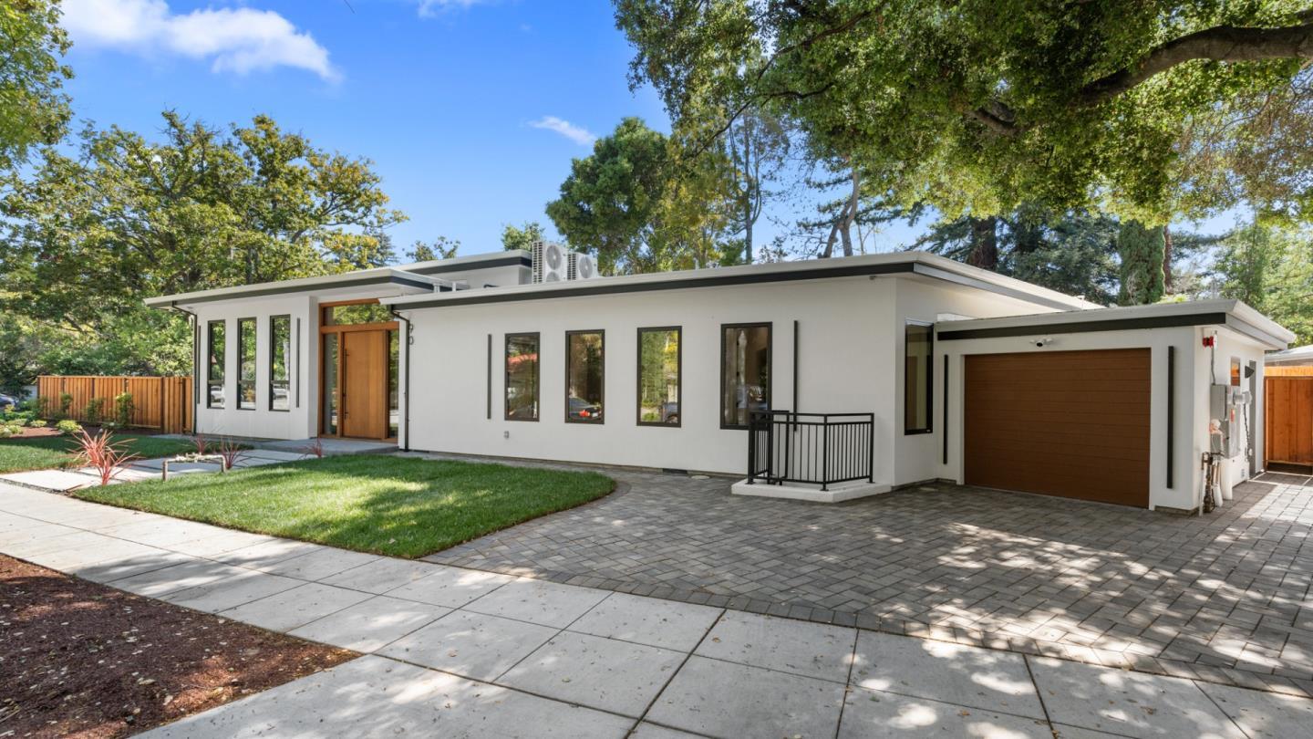 90 Cres Dr PALO ALTO, CA 94301