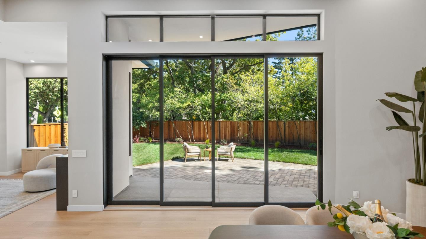 90 Cres Dr PALO ALTO, CA 94301