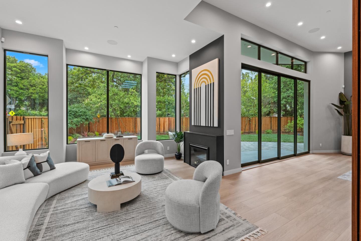 90 Cres Dr PALO ALTO, CA 94301