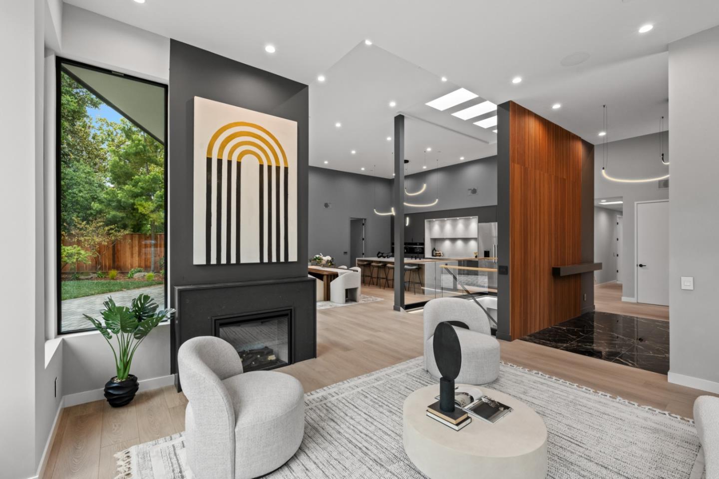 90 Cres Dr PALO ALTO, CA 94301